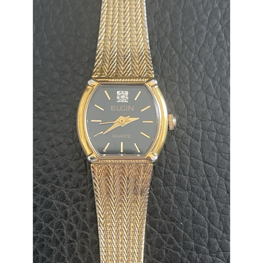 Vintage Elgin Quartz Gold Tone Watch Black Dial Japan Band EK230-007 2Y51